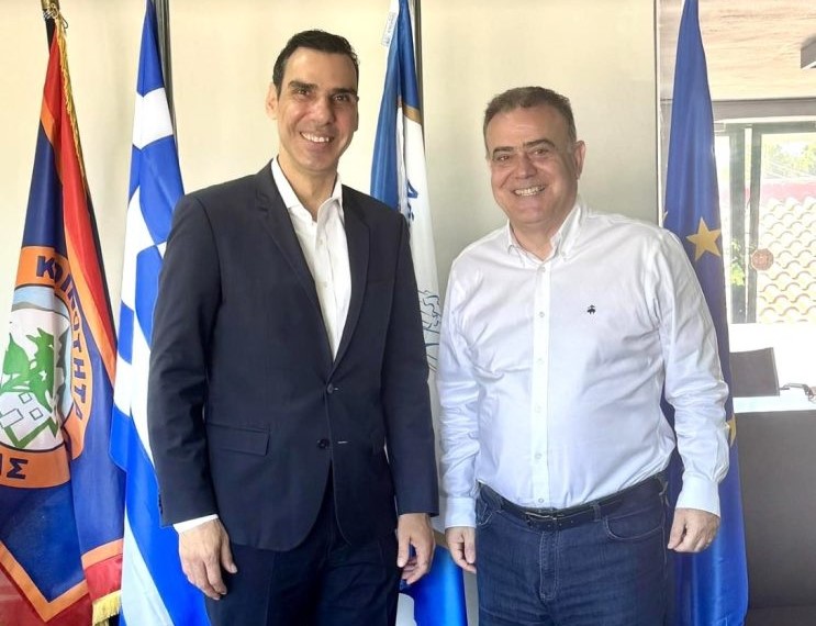 PALLHNH_MARIOS THEMISTOKLEOYS - Ο Δήμαρχος υποδέχθηκε τον Υφυπουργό Υγείας, Μάριο Θεμιστοκλέους