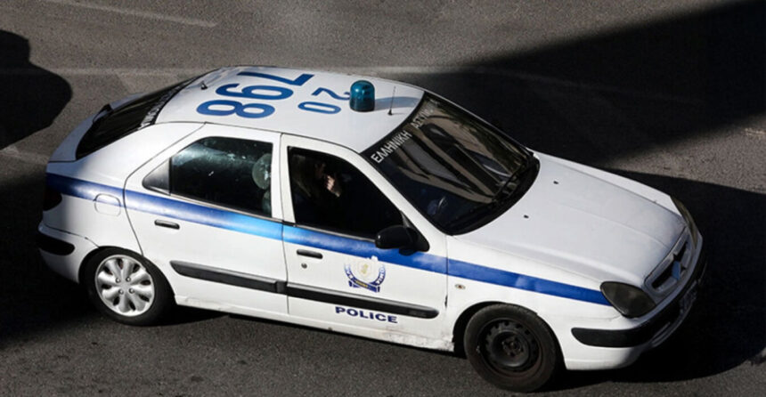 Παρουσιάστηκε ως υπάλληλος του ΔΕΔΔΗΕ και άρπαξε 82 λίρες, 20.000 ευρώ και κοσμήματα
