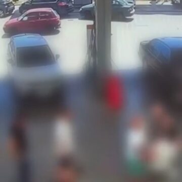 RAFHNA_BENZINADIKO Αιματηρή συμπλοκή σε βενζινάδικο με τρεις τραυματίες