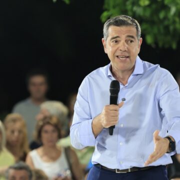 Το δίλημμα των εκλογών είναι «στασιμότητα ή πρόοδος, εντιμότητα ή διαφθορά»