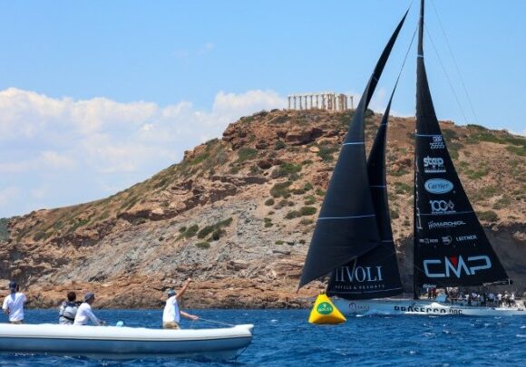 AEGEAN 600 Πρωτοπορία στα MAXI για το Aiolos, στο Prosecco Doc Shockwave 3 ο τίτλος του Line Honours