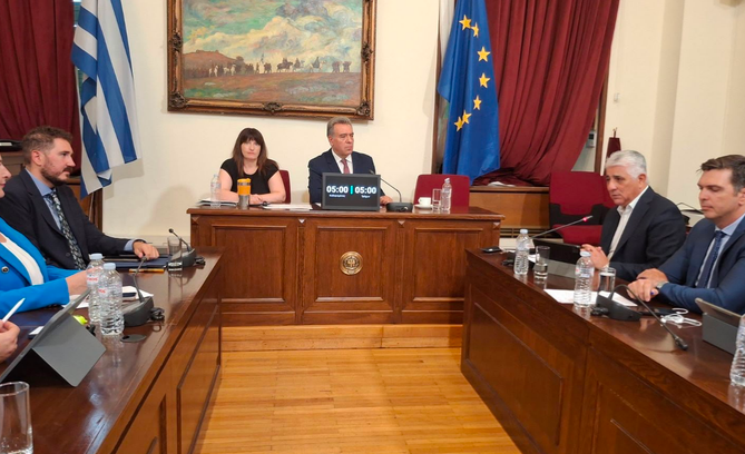 KEDE_NEOI Η ΚΕΔΕ αναδεικνύει τον θεσμικό ρόλο των νέων στη διακυβέρνηση των Δήμων