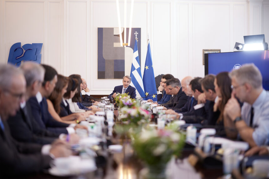 MHTSOTAKHS_YPOYRGIKO SYMBOYLIO Απολογισμός εξαμήνου, Ταμείο Ανάκαμψης, αγροτικές πληρωμές και νέα νομοσχέδια