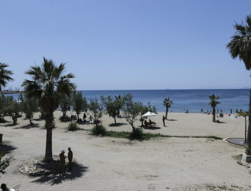 Έντονη διαμάχη για τις μετρήσεις στις παραλίες της Ανατολικής Αττικής