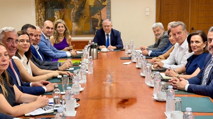 THEODORIKAKOS Από τις 31 Αυγούστου η εθνική πρωτοβουλία μείωσης των τιμών σε βασικά προϊόντα