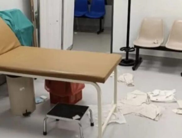 THRIASIO_ROMA Ρομά προκάλεσαν επεισόδιο σε Θριάσιο και Κέντρο Υγείας Σπάτων
