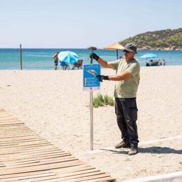 SARONIKOS_XELONES 5 Ενημέρωση των λουομένων για τις θαλάσσιες χελώνες