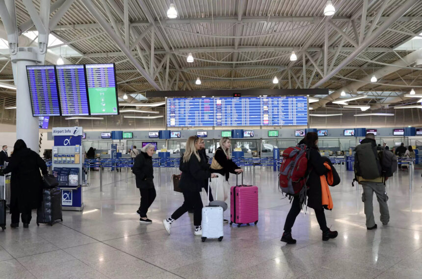 AERODROMIO_EPIBATIKH KINHSH Ιστορικό ρεκόρ επιβατικής κίνησης τον Αύγουστο