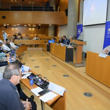 Η Ελλάδα δεν μπορεί να προχωρήσει με ισχυρό Κράτος και αδύναμη Αυτοδιοίκηση