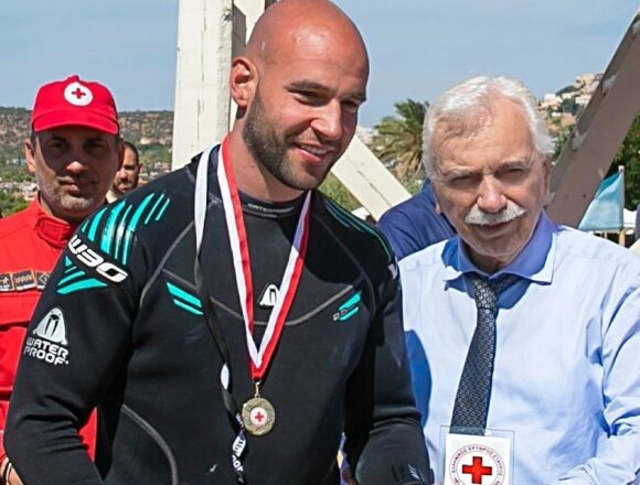 Ο Ελληνικός Ερυθρός Σταυρός και ο αθλητής Σωτήρης Μπαρμπαρόσος απέστειλαν ηχηρό μήνυμα αλληλεγγύης