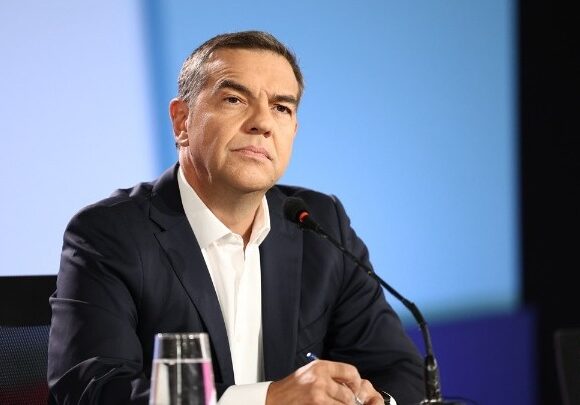 Μόνον η ΕΛΑΣ μπορεί να νικήσει τον Κυριάκο Μητσοτάκη