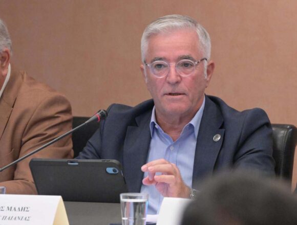 ISIDOROS MADHS Η Αυτοδιοίκηση δεν μπορεί να λειτουργεί διαρκώς σε συνθήκες έκτακτης ανάγκης
