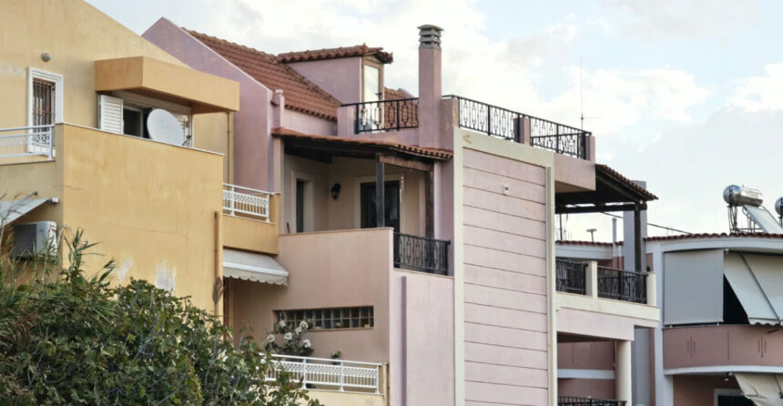 32χρονος επιτέθηκε με μαχαίρι στην πρώην του και τον σύντροφό της